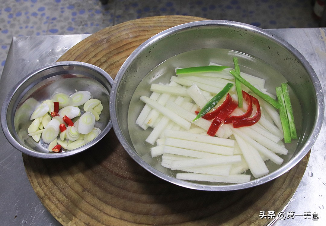 什么食物壮阳(建议男人：生活别太节俭，6种食物该吃就吃，精力充沛身体棒)