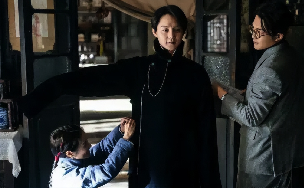 “气质不行”别穿长衫！这12位民国贵公子，完美诠释什么叫儒雅