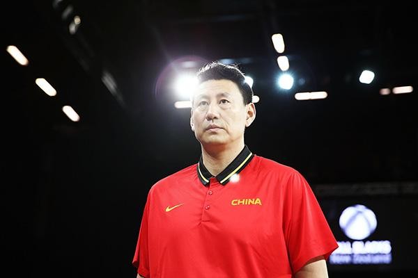 姚明nba在nba有哪些教练(盘点中国男篮历任主教练，从钱澄海到尤纳斯，哪个水平比较高？)