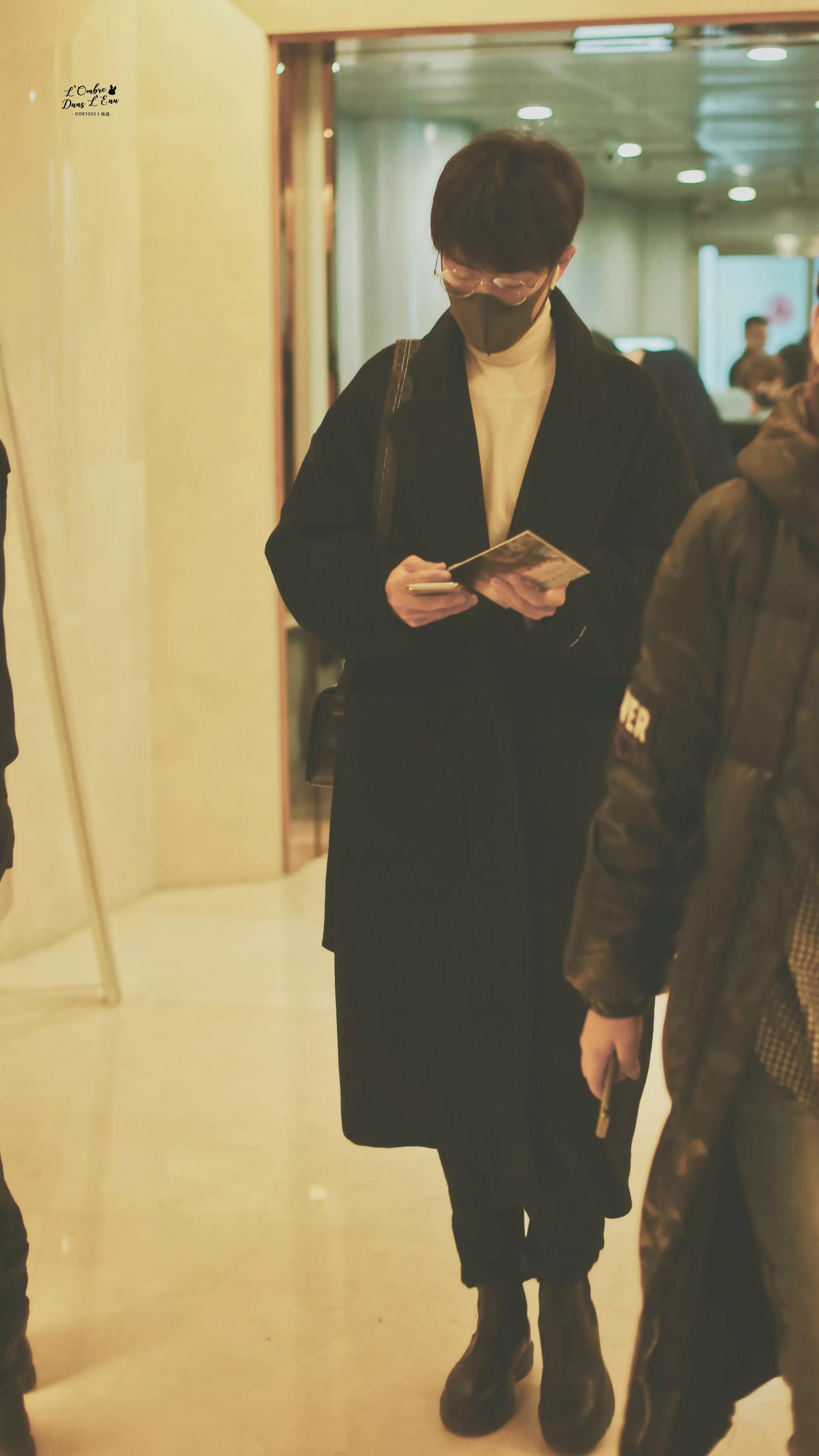 考古肖战:2018年9月—12月机场时间线汇总,今天请叫我收图狂魔