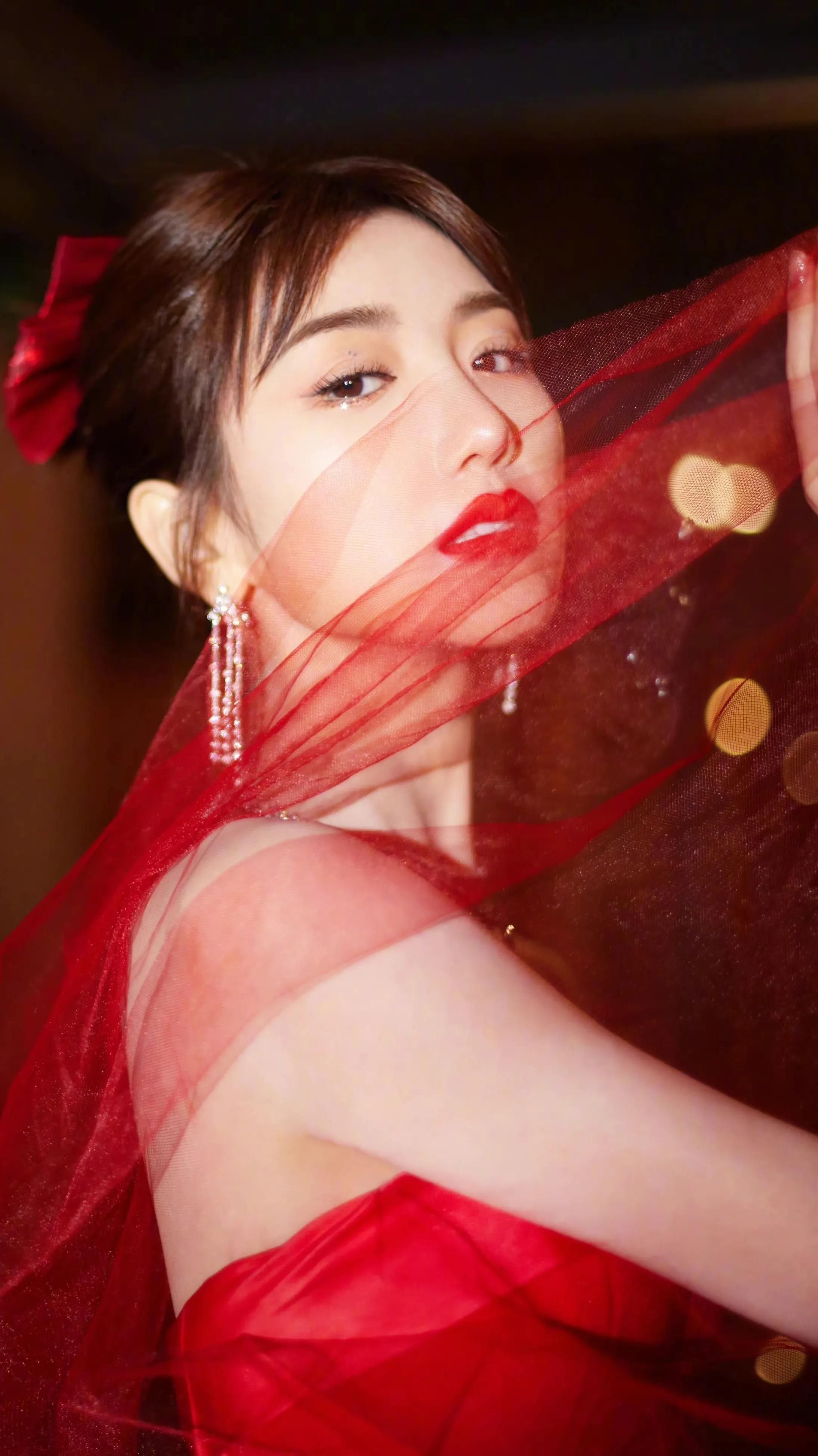 毛晓彤绝美壁纸