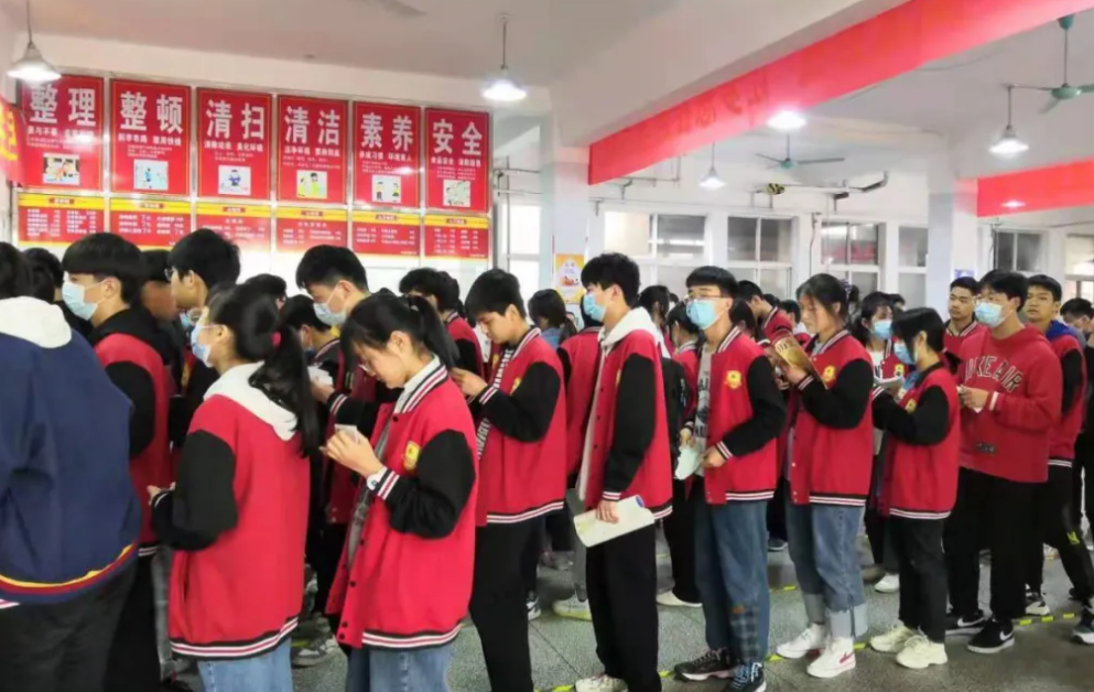 河南实力强悍的专科院校，适合中等生备选，不读本科也有好出路