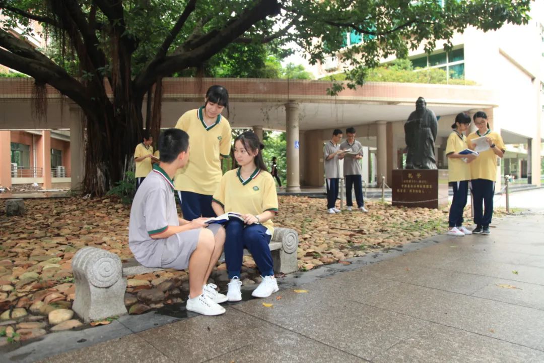 石门中学，梦想之门！来这里感受青春力量，实现人生梦想