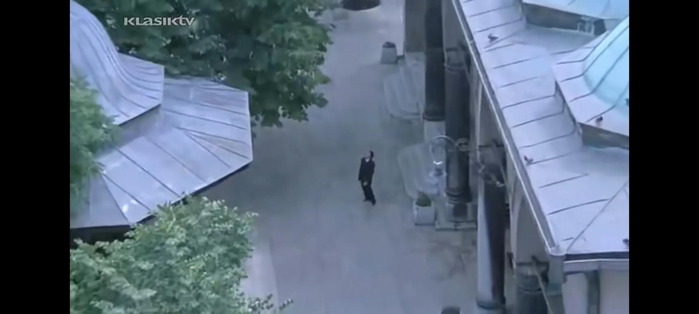 经典电影《瓦尔特保卫萨拉热窝》中的穿帮镜头