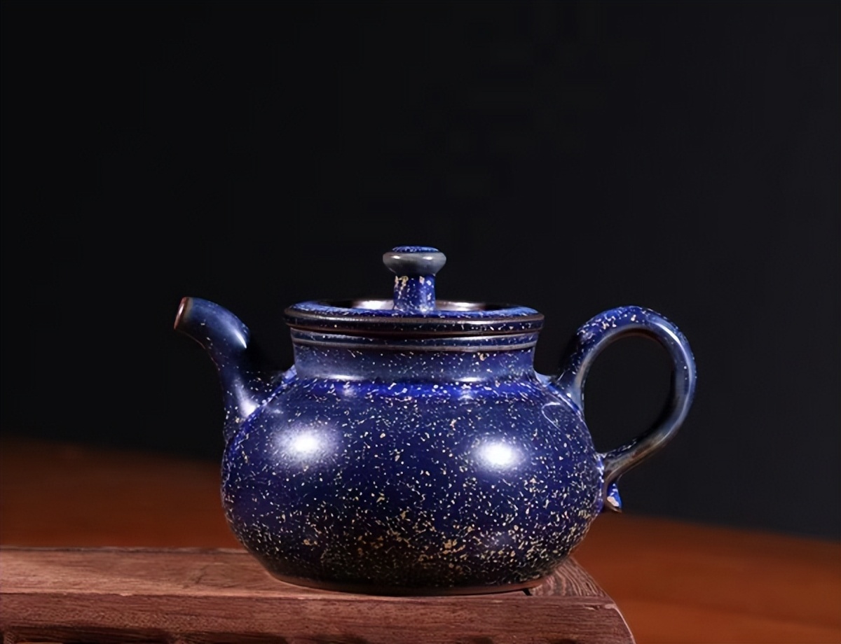 “垕”继有人——茶钧大师李自伟：一壶一世界 方寸显匠心