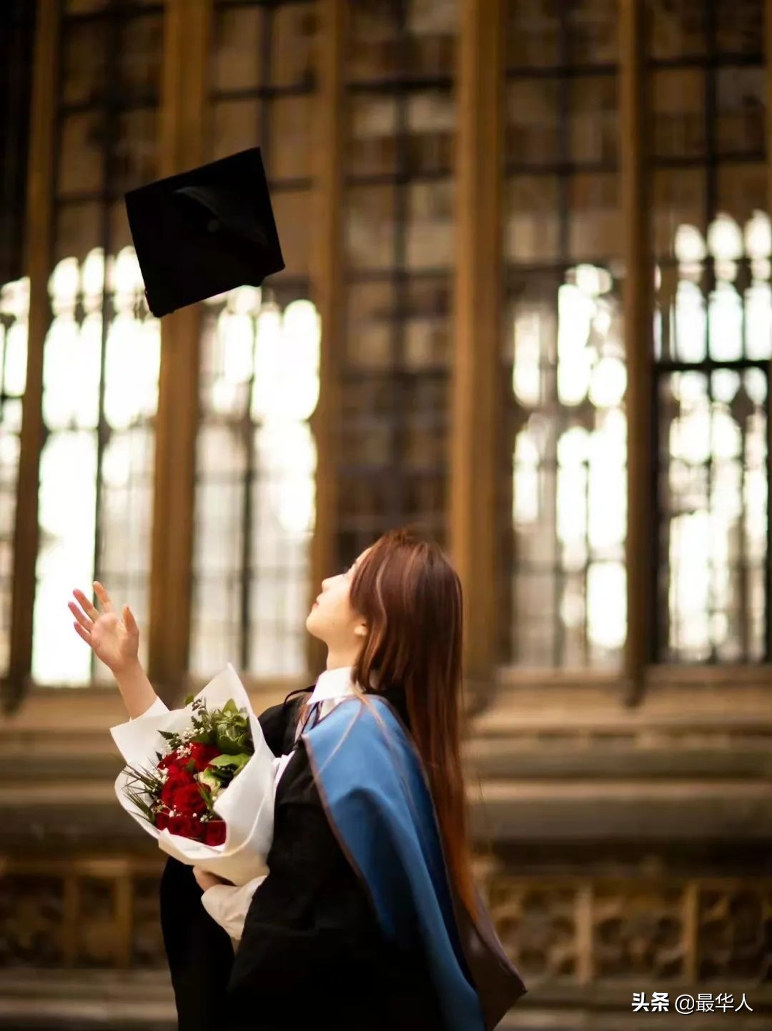中国女孩牛津第一毕业，却遭网友围攻：她有什么错
