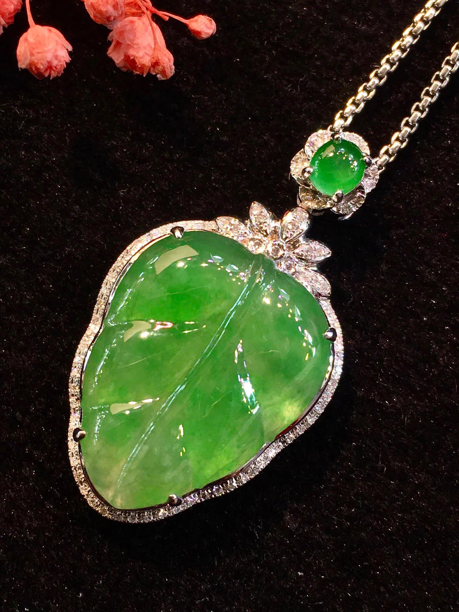 玉石吊坠图片大全(翡翠叶子吊坠图集) - 赤虎壹号