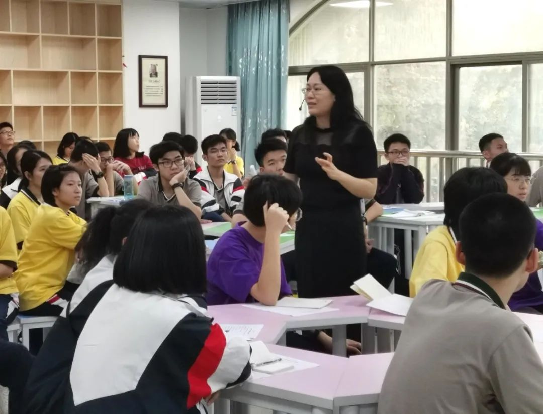 石门中学，梦想之门！来这里感受青春力量，实现人生梦想