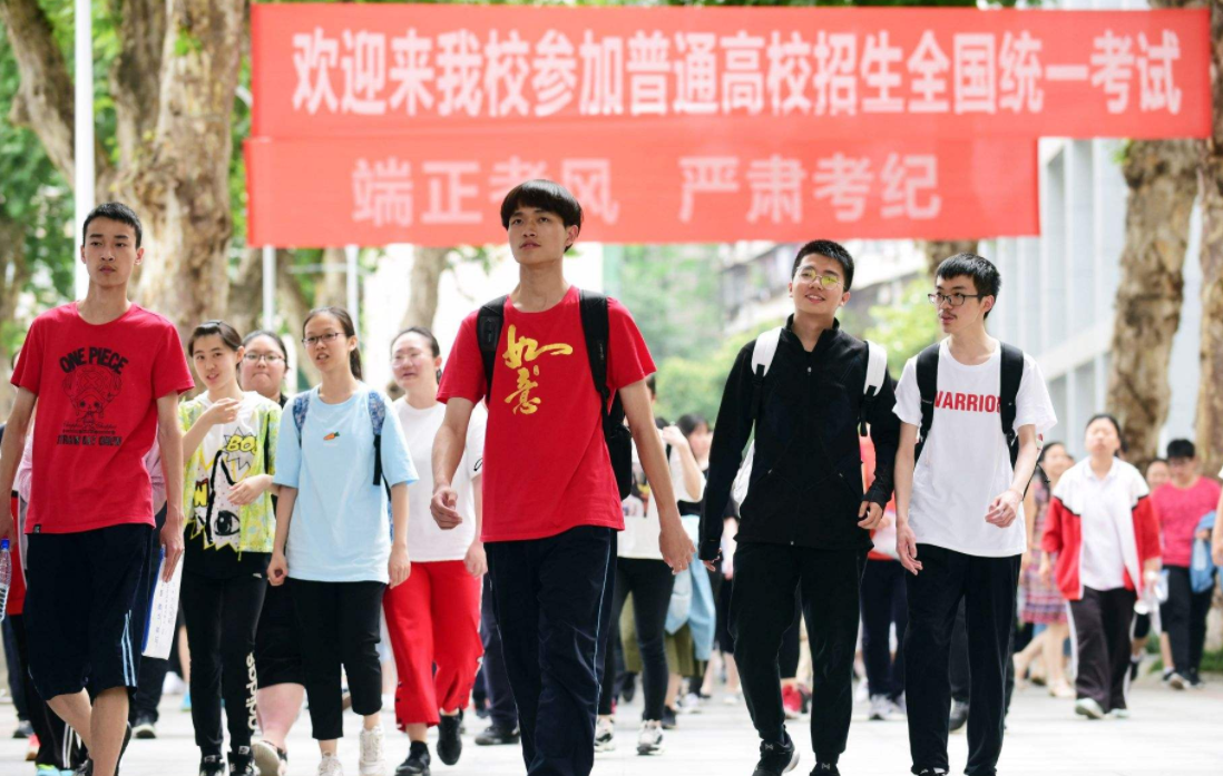 22年高考人数将突破历史新高，高考压力更大了？学生需做好准备