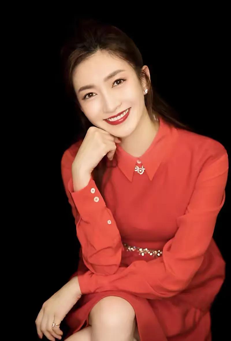 女星江疏影—温柔如水，美丽动人