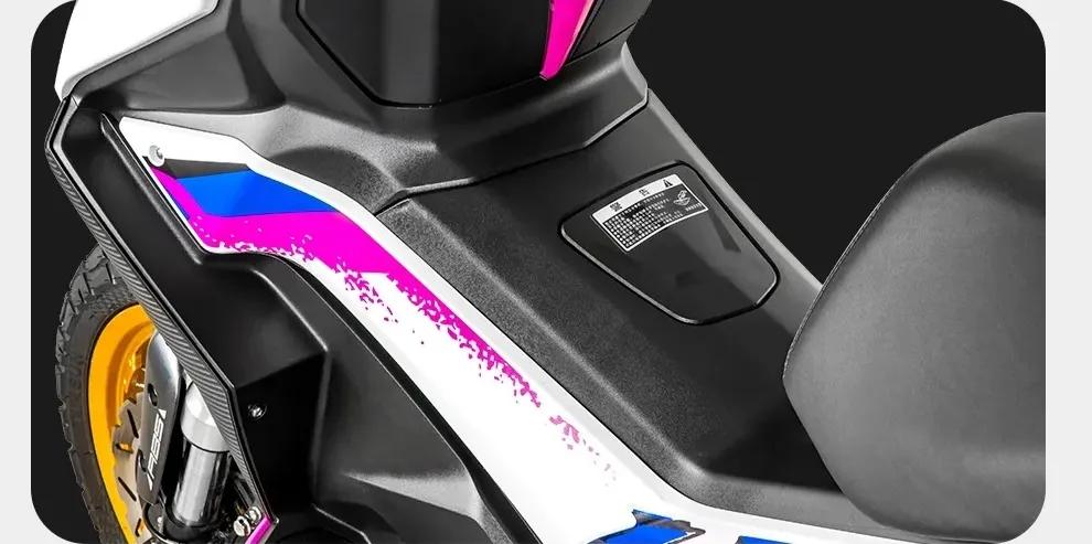 六项升级的力帆KPV150女王版亮相，价格又创新高