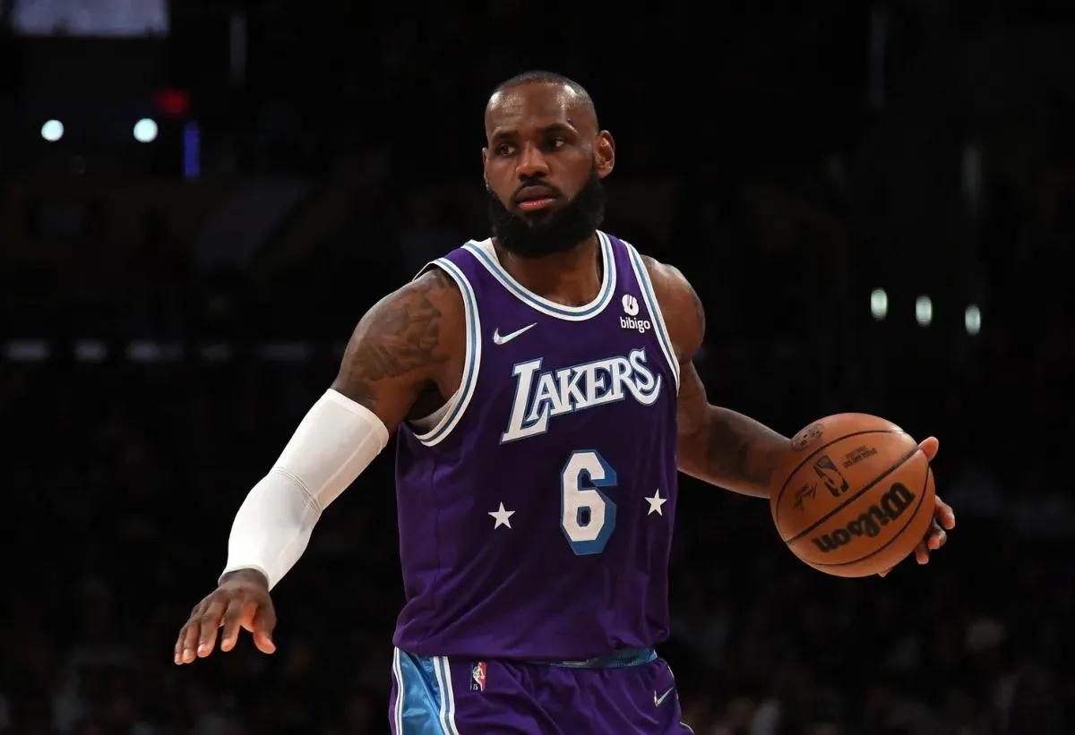 nba为什么帮热火(美媒列出2022-23赛季年薪最高的20名球员，哪些会是高薪低能球员)