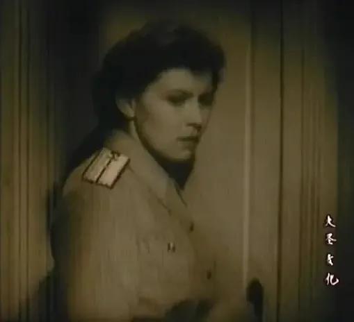 世界电影（0100）苏联电影《绿色信号》（1956）剧照欣赏