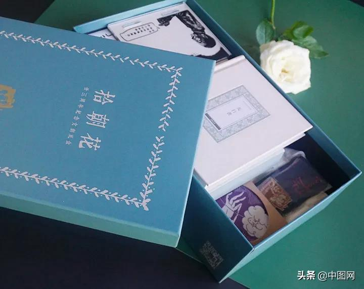 有心意的圣诞礼物（据说长得漂亮的都已经在收圣诞礼物了）