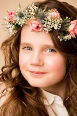 荷兰9岁女孩阿米拉图片