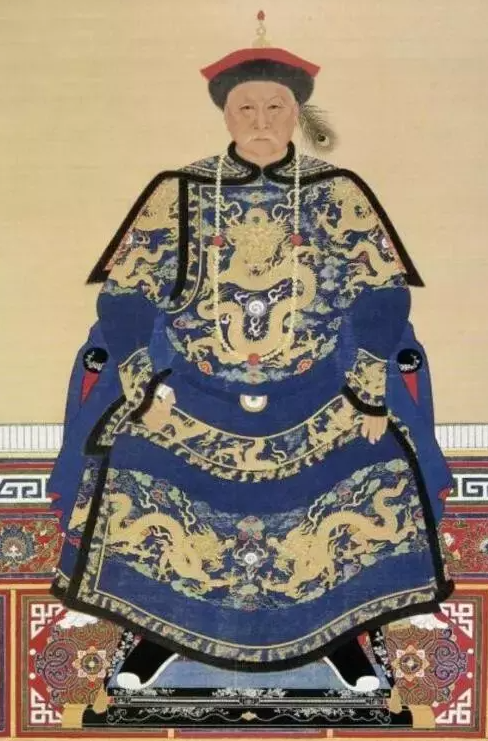 鳌拜最后一次见康熙时，突然脱掉上衣，康熙见状泪目：免其死罪