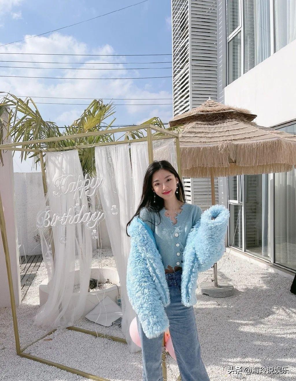 天云，美貌与智慧并存的KPL美女解说员