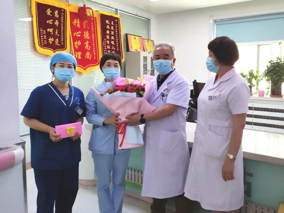 5·12国际护士节——兰州市第二人民医院祝所有奋战在护理岗位上的白衣天使们节日快乐