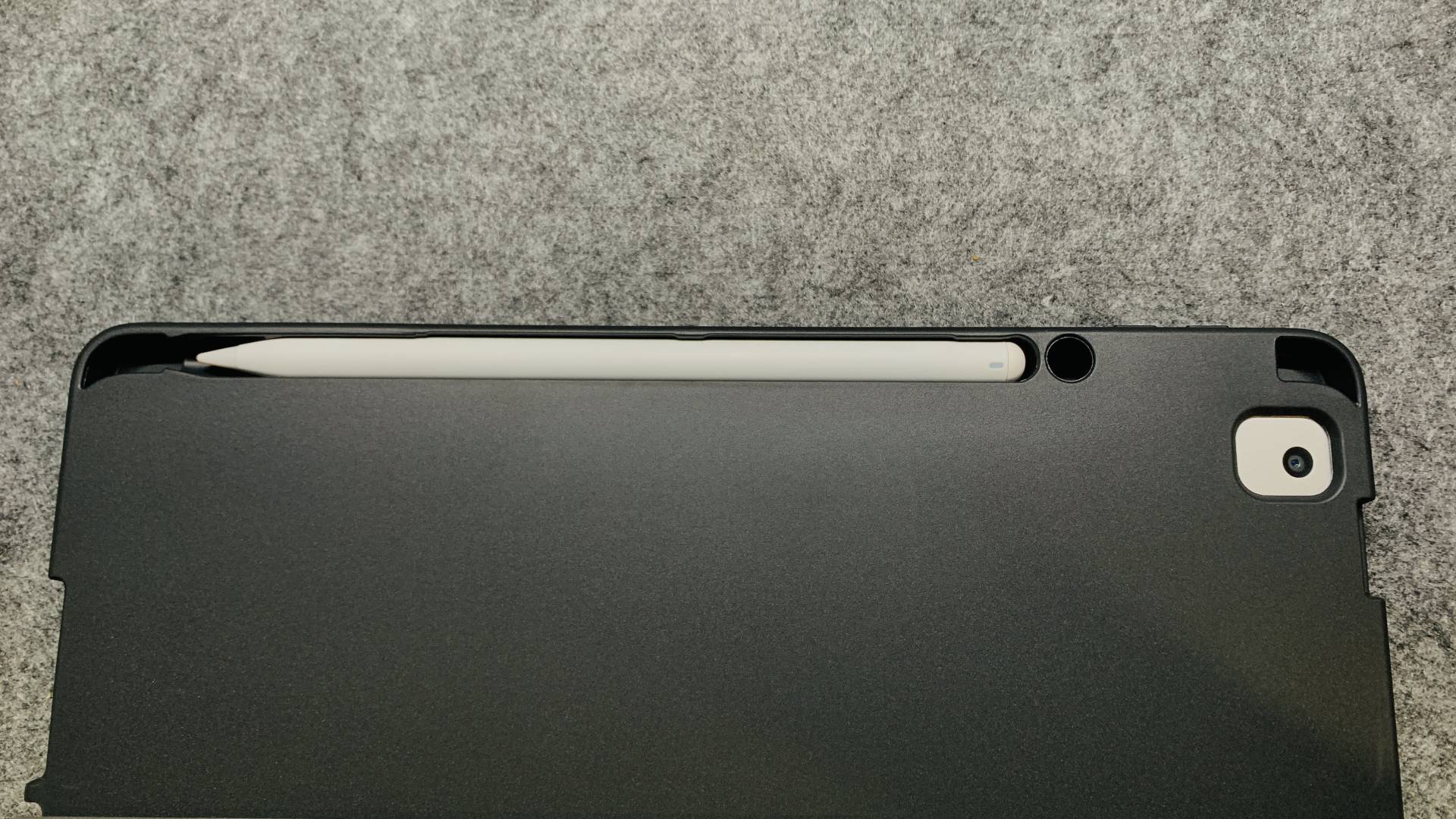 让你的i Pad秒变生产力工具—雷柏XK300无线蓝牙键盘