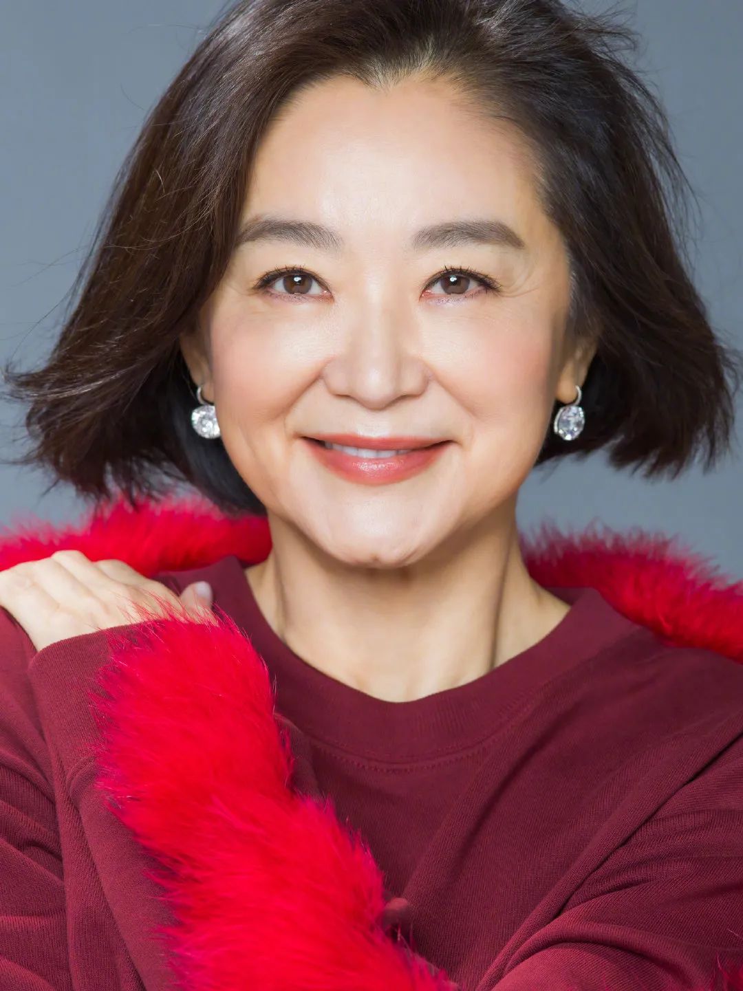 12位年过50的美人今昔颜值对比：有人还敢演丫头，有人整容致脸崩