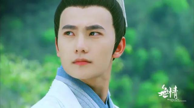 回眸一笑百媚生！男人魅起来太欲了，这6位的回眸杀让人惊艳