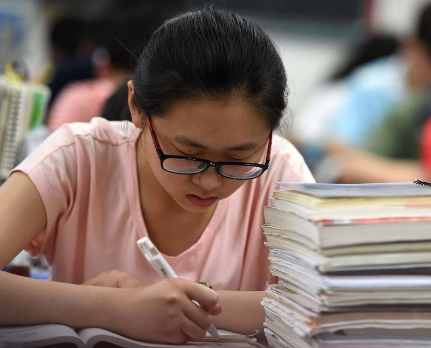 高三一模考试的重要性，不只是说说而已，怪不得各科老师都很重视