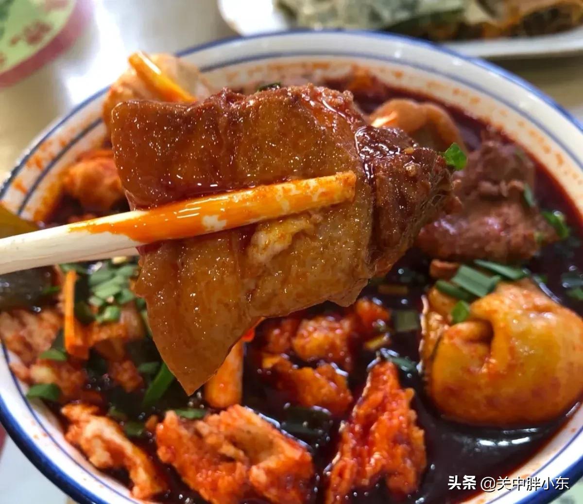 户县美食攻略，从早餐到晚餐，一天往返，口碑馆子和地摊，接地气