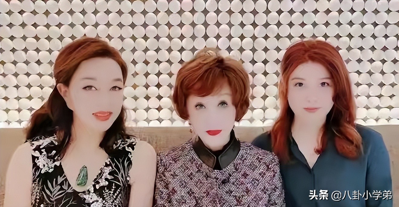 “不老女神”跌落神坛，年过50岁装少女，整容P图一个比一个厉害