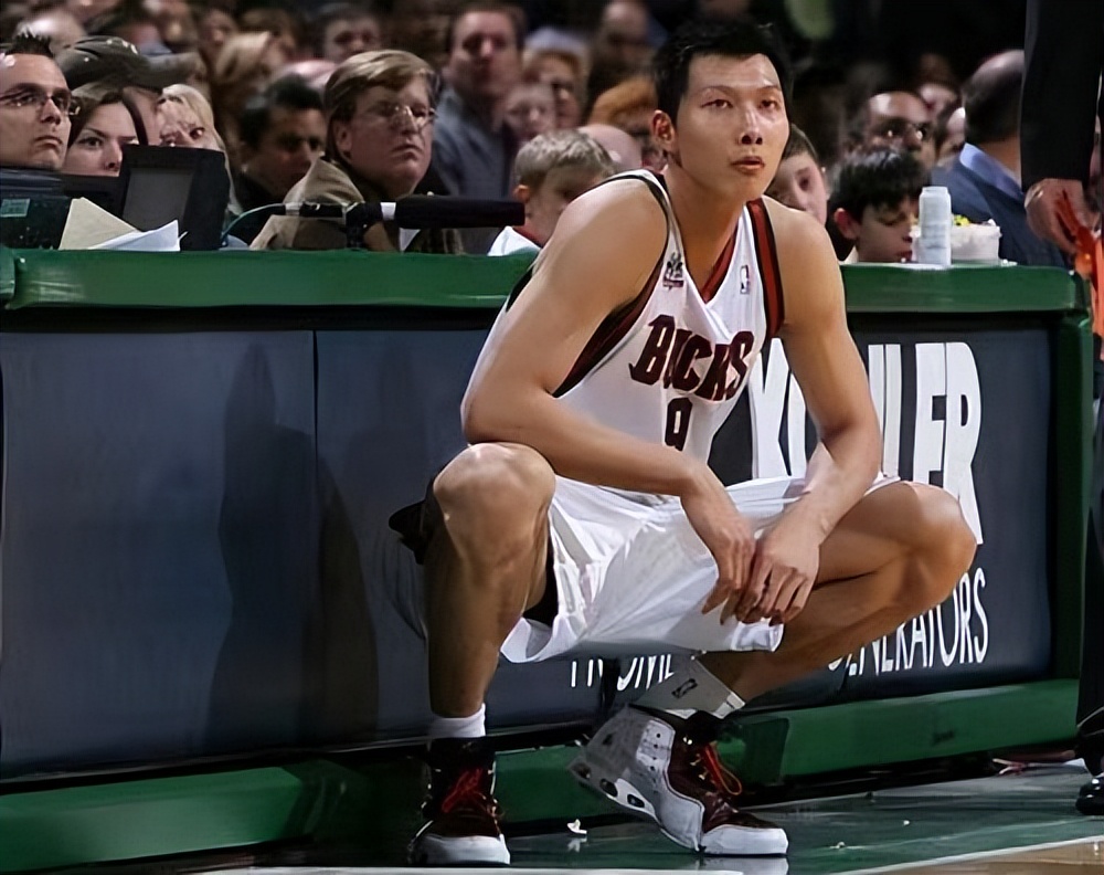 易建联为什么长时间留在nba(强如易建联为何难以立足NBA，是因为易建联没有融入NBA文化吗？)