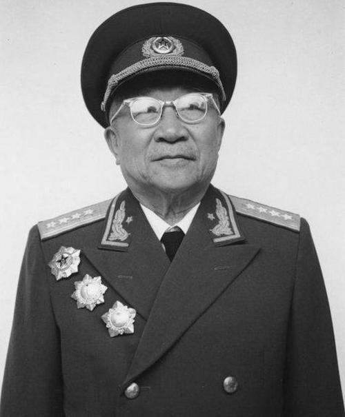 开国十大将在红军时期都担任过什么职务，谁的职务最高