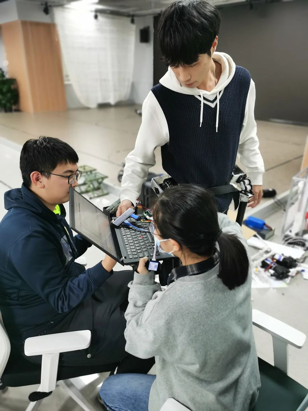 凡人机甲！交大学子的“智行”梦！