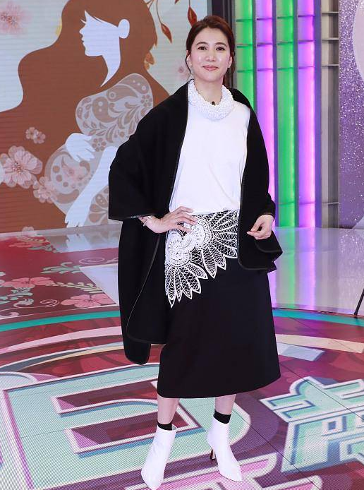 “一胖毁所有”的7位女星，怀孕前是窈窕淑女，怀孕后涨到190斤