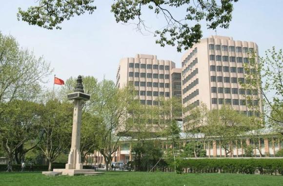 上海名校大学排名前十及录取线（上海的好大学排行榜）
