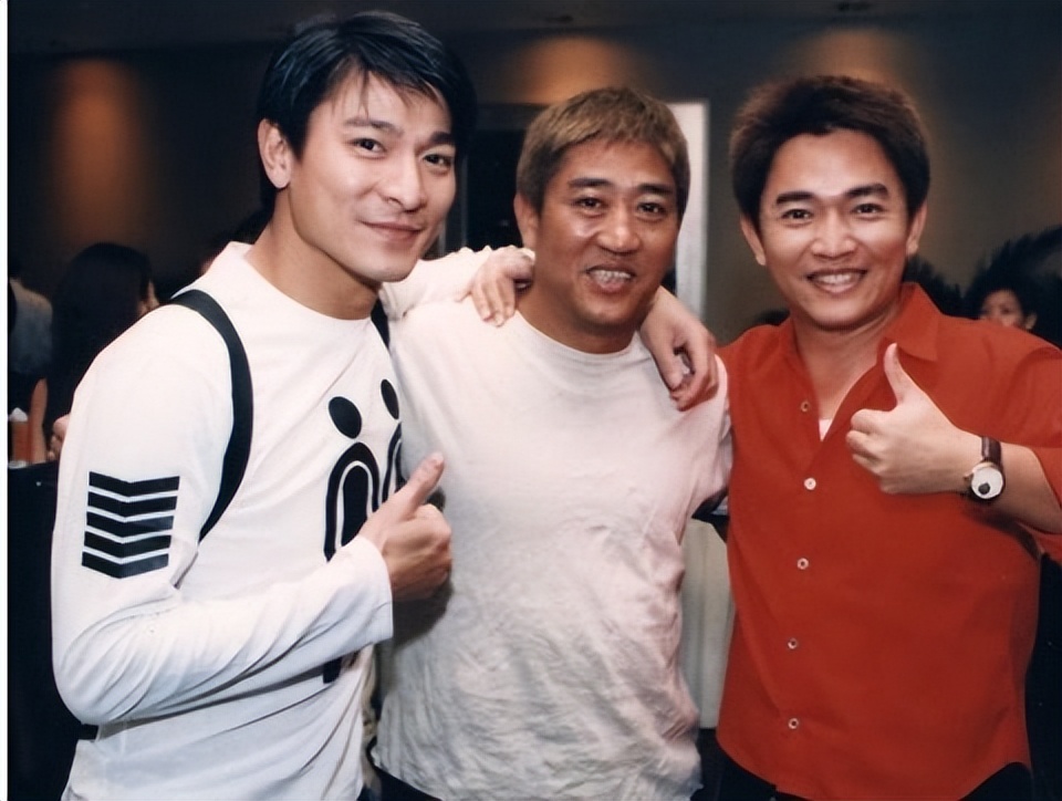 19年过去了,说要帮柯受良养妻儿的刘德华曾志伟,履行承诺了吗?