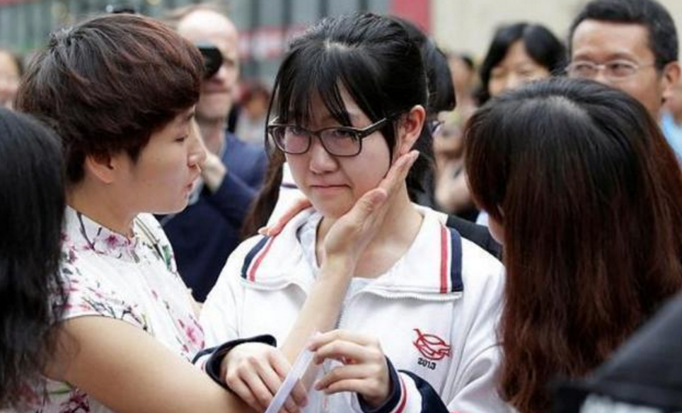 距离中考120天，北京某中学给学生发“申请书”，自愿放弃中考？