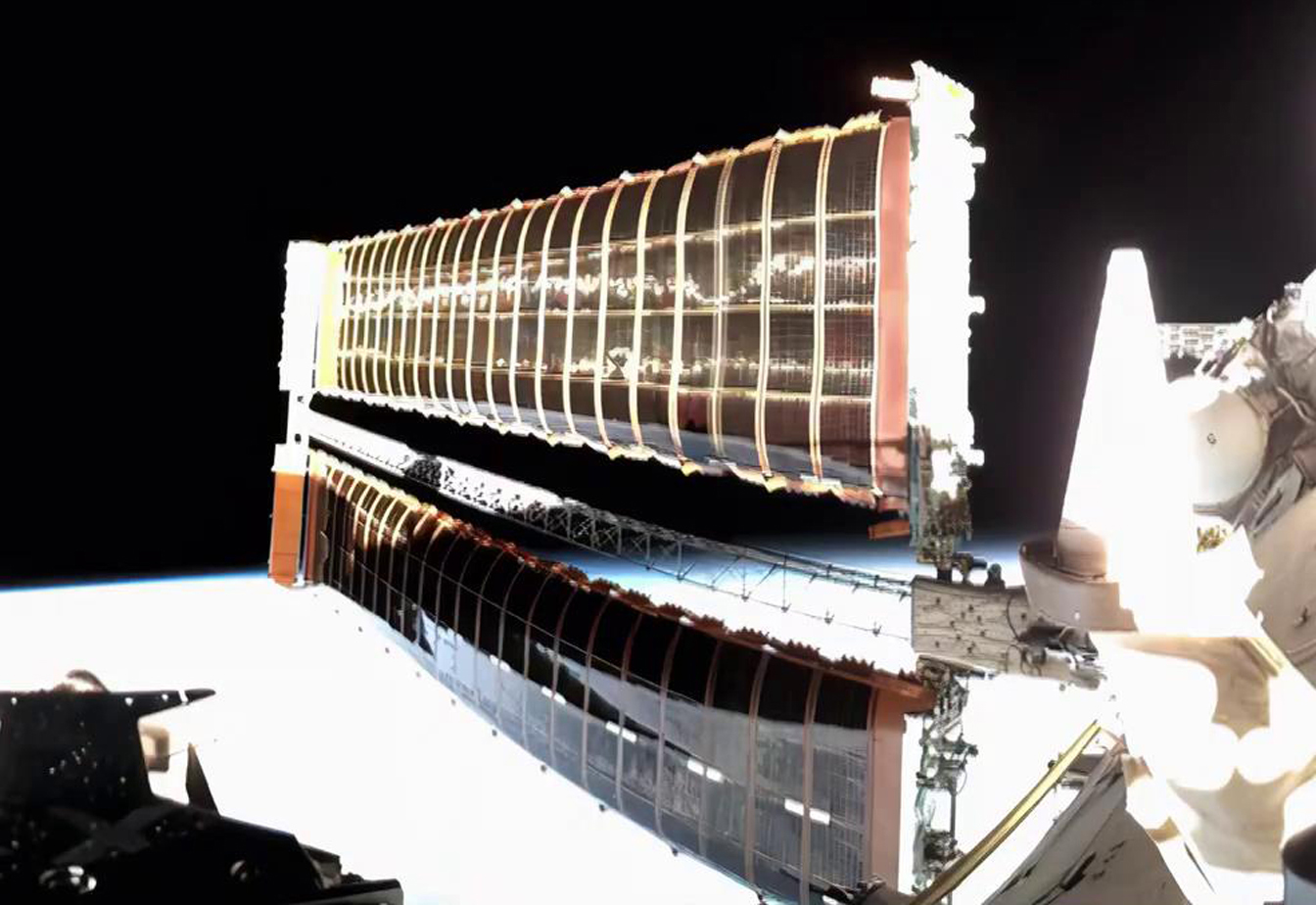 ���칬�ռ�վ֮����һ���ٶּ��ռ�վ���࣬���߶ԱȻ������