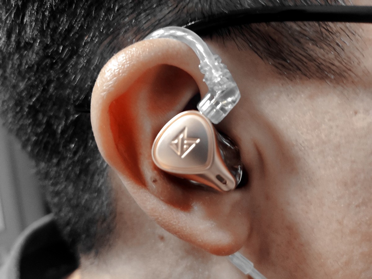 高性价比HIFI耳机最强黑马-KZ-ZEXpro静电耳机（联名款）体验评测