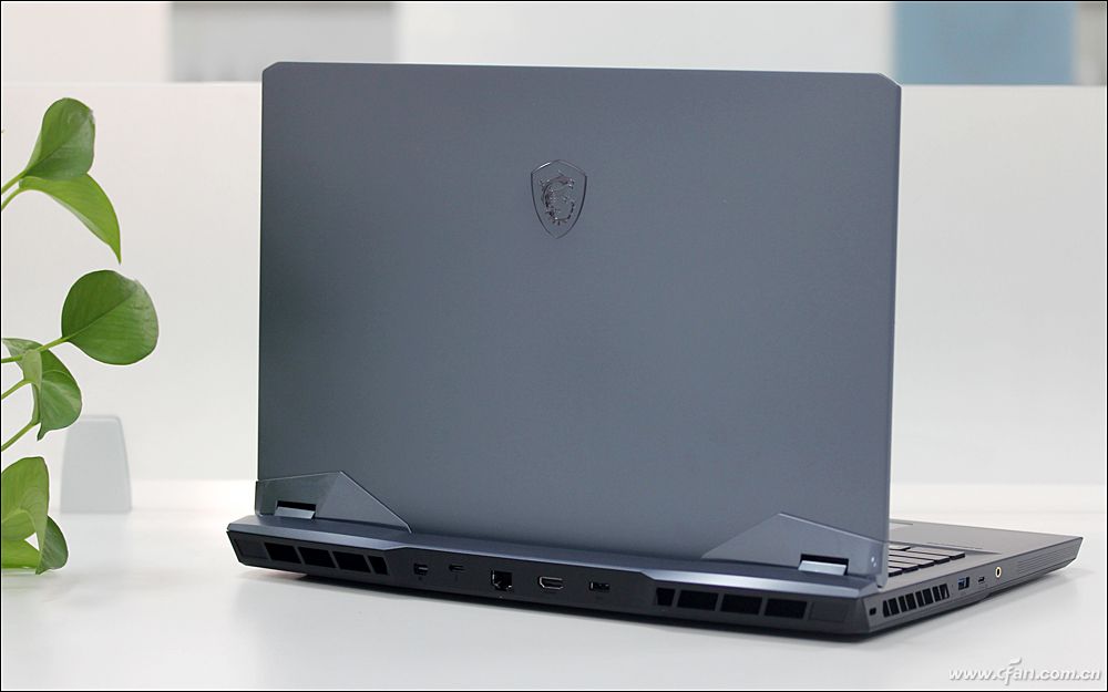 i9-12900HK+RTX 3080 Ti强强联手！微星强袭GE76评测