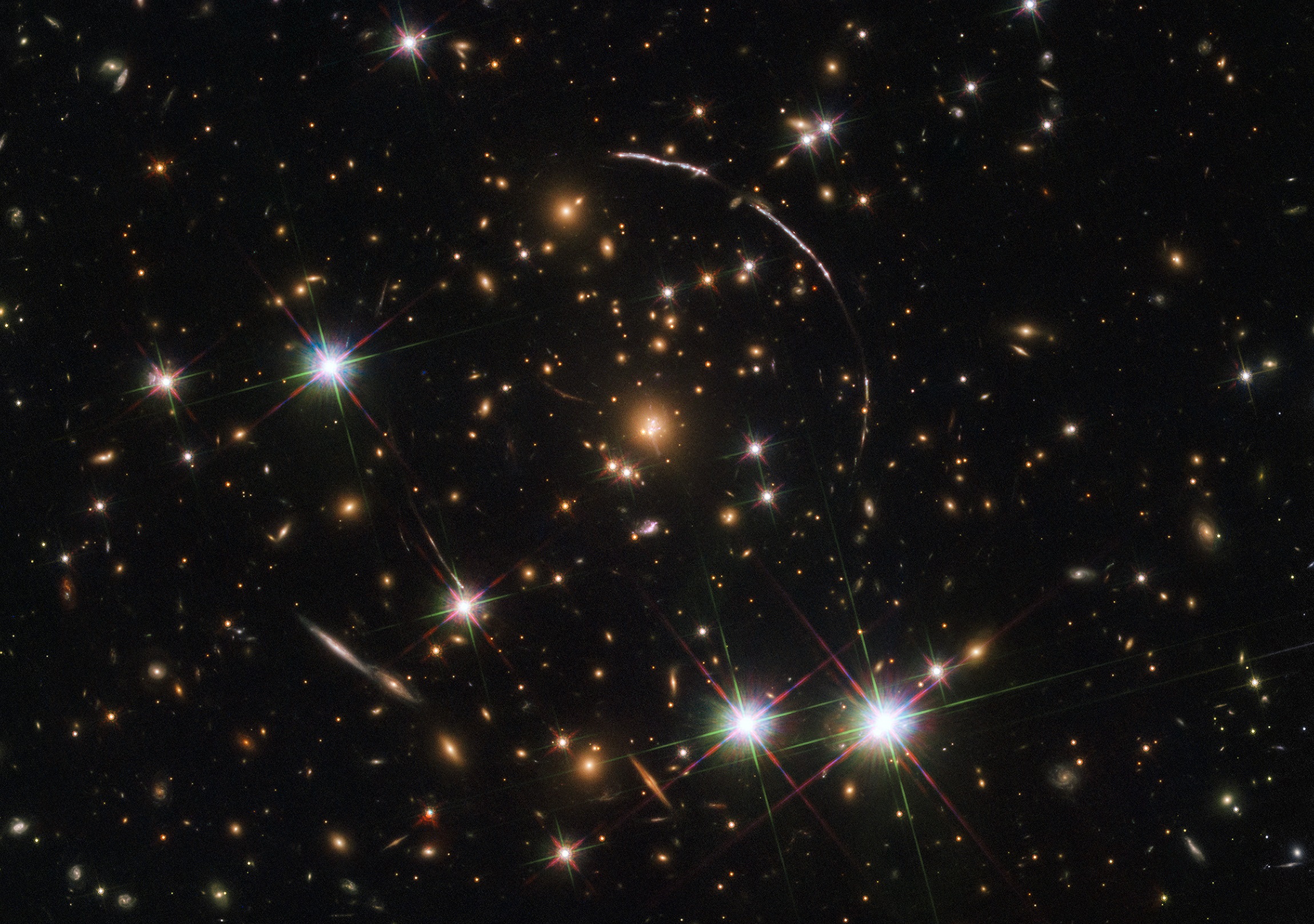 为什么我们可以看到数亿光年外的星系，却看不清一光年内的星球？