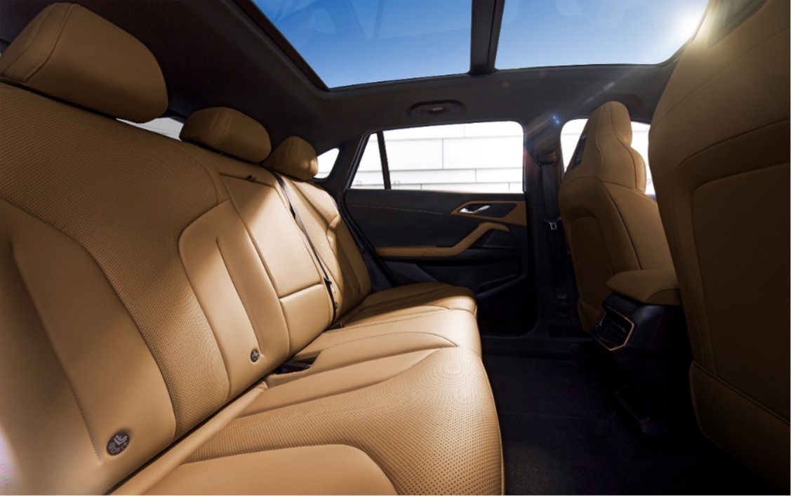 全新第三代荣威RX5/超混eRX5开启预售 8月交付