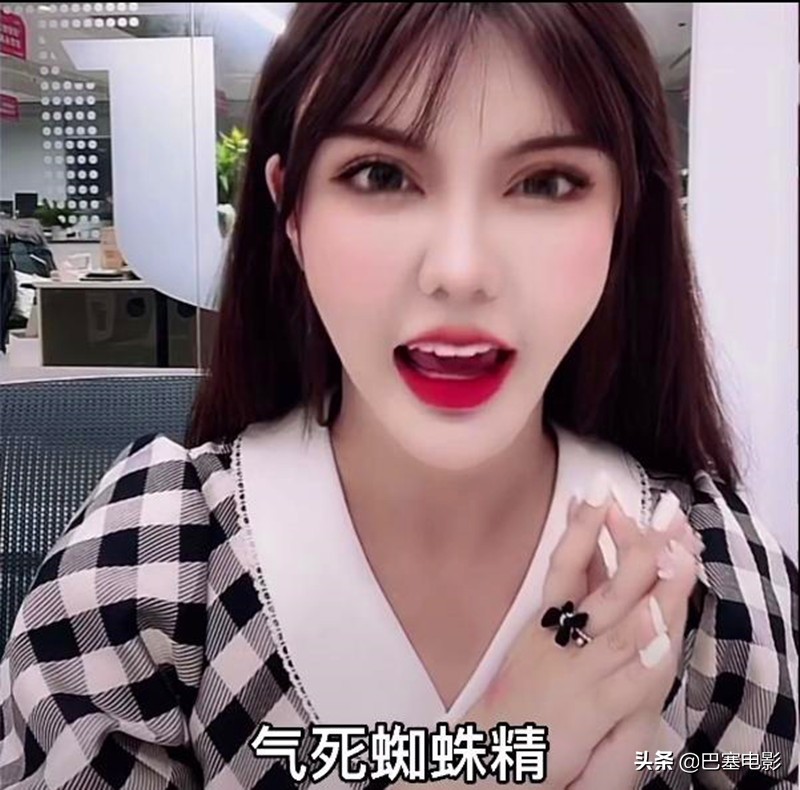 再看《变形记》孩子现状：富孩子名利双收，穷孩子被迫陪跑