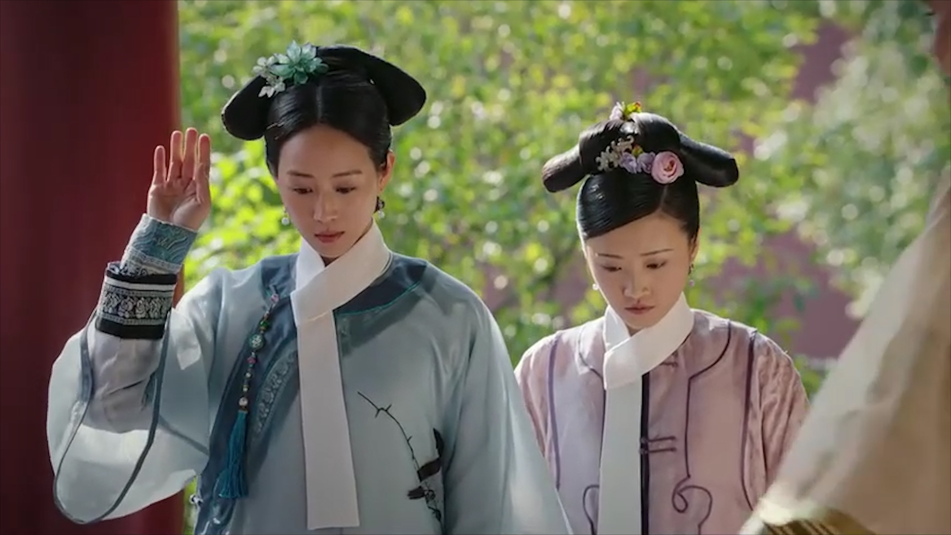 八种造型竟讲完了海兰的一生：争宠只靠描眉，至死不爱渣龙