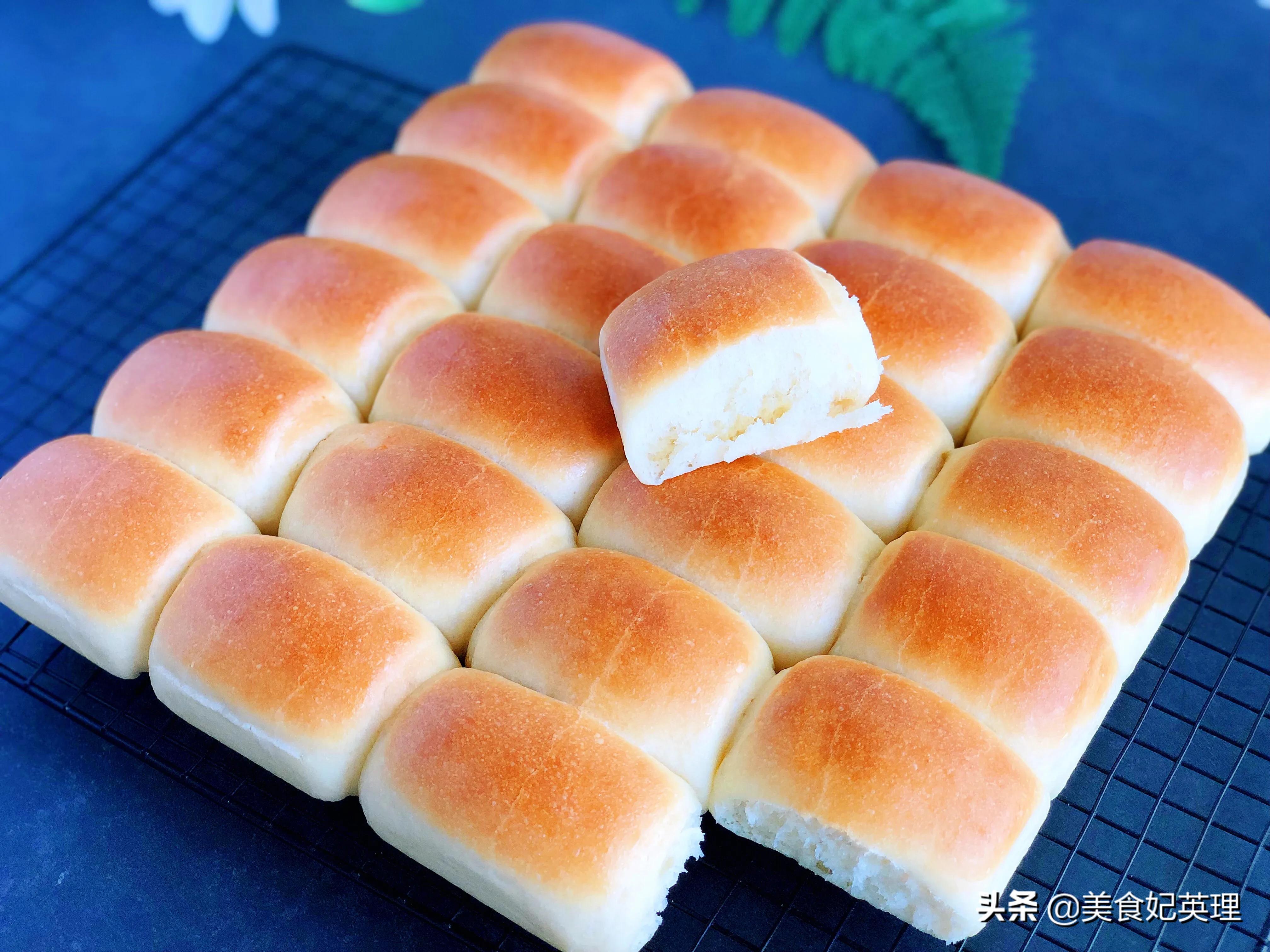 这面包仅一次发酵，无需黄油也能又香又软！配方送你新手一次成功