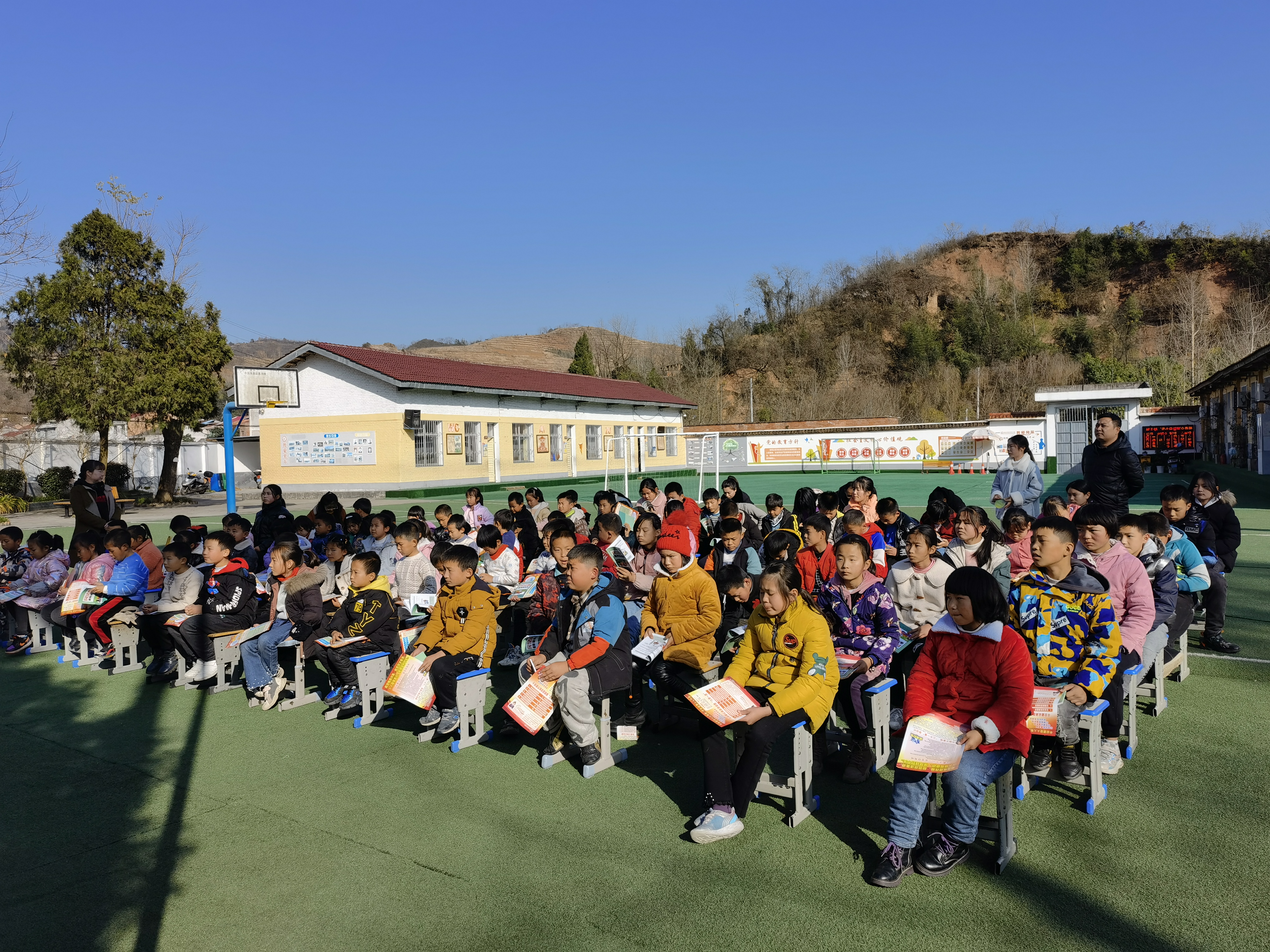 汉阴县城关镇：法治宣讲进校园护航青少年健康成长