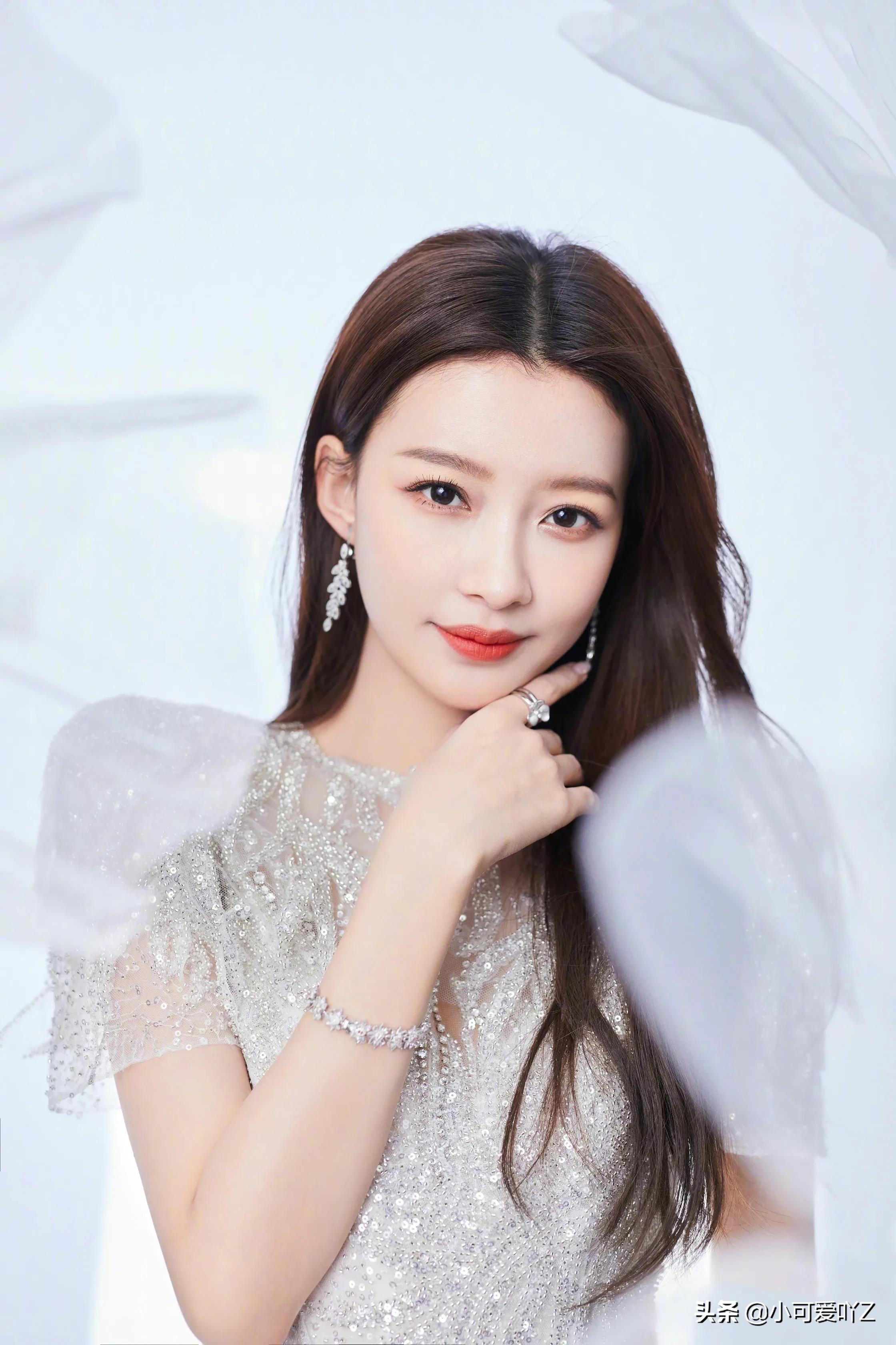 孙怡，小家碧玉，气质甜美