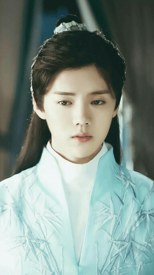 《天官赐福》爆出真人版路透，那么男主有花城和谢怜的感觉吗？