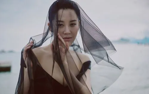 “京圈公主”许晴，一直都是“风韵犹存”，集万千宠爱于一身