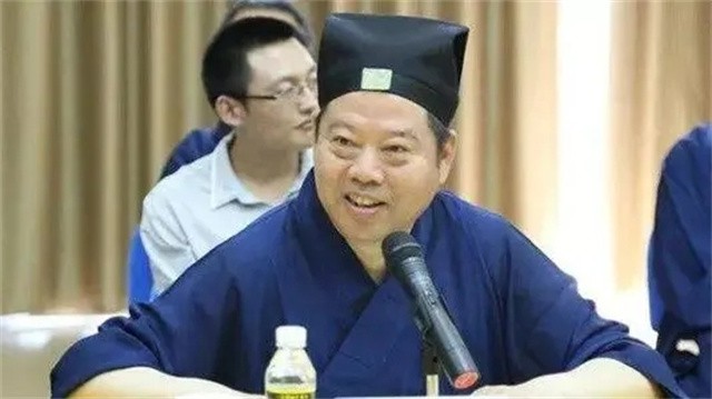 那个1993年花百万买地，儿子被绑架的富豪道长，后来怎么样了？