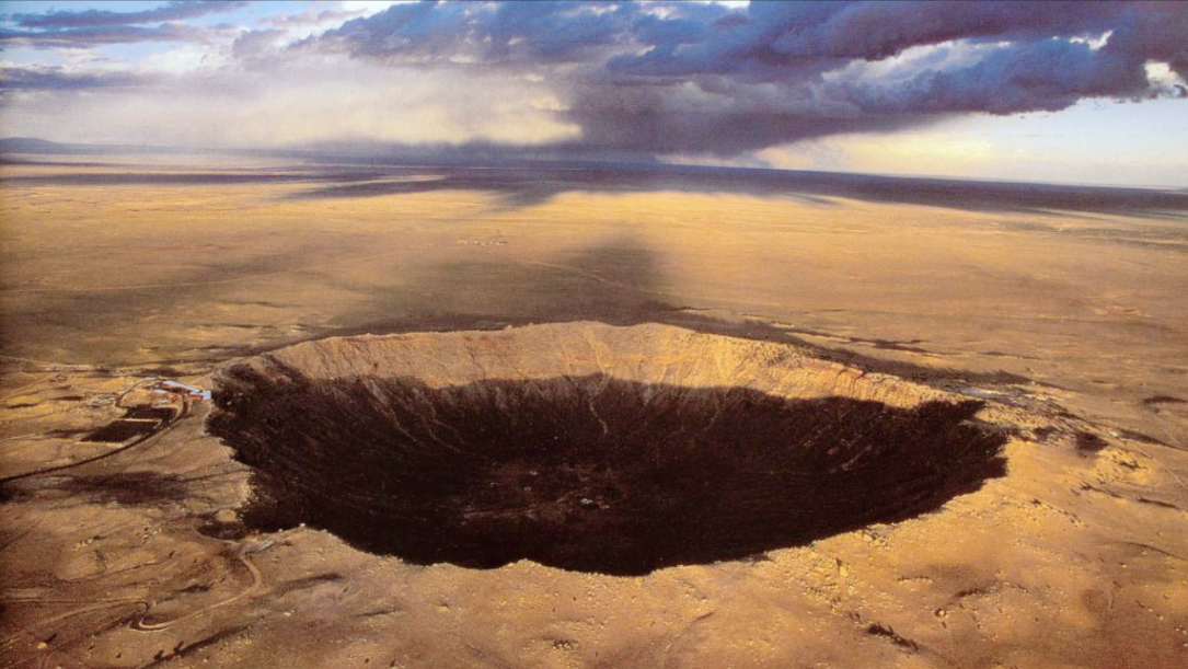 巴林杰陨石坑:全球第一个被确认的陨石坑,如今成为旅游景点