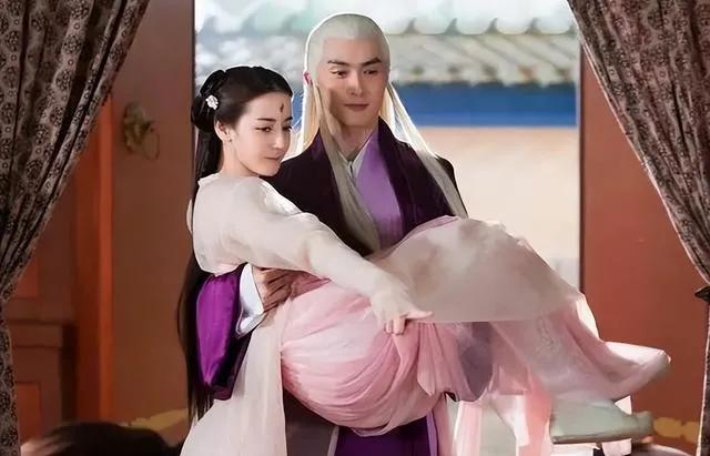 太丢人了！女明星的体重，不应该是这些男星“体虚孱弱”的遮羞布